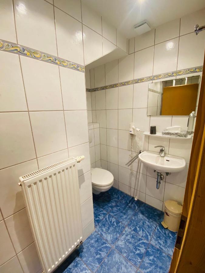 Gasthaus Elsaesser Hof Капел-Графенхаузен Екстериор снимка